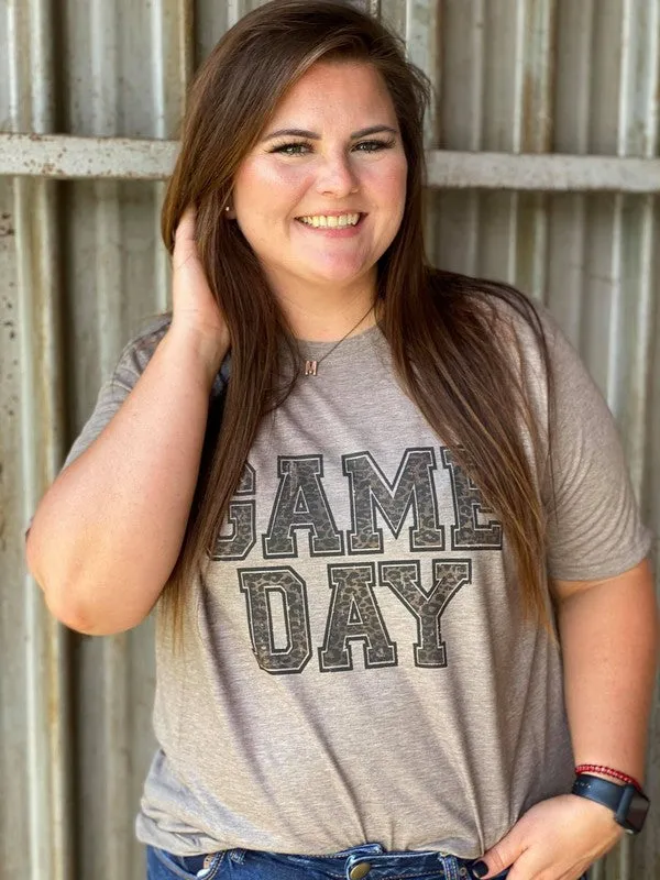 *Game Day Leopard Tee - Lovelier