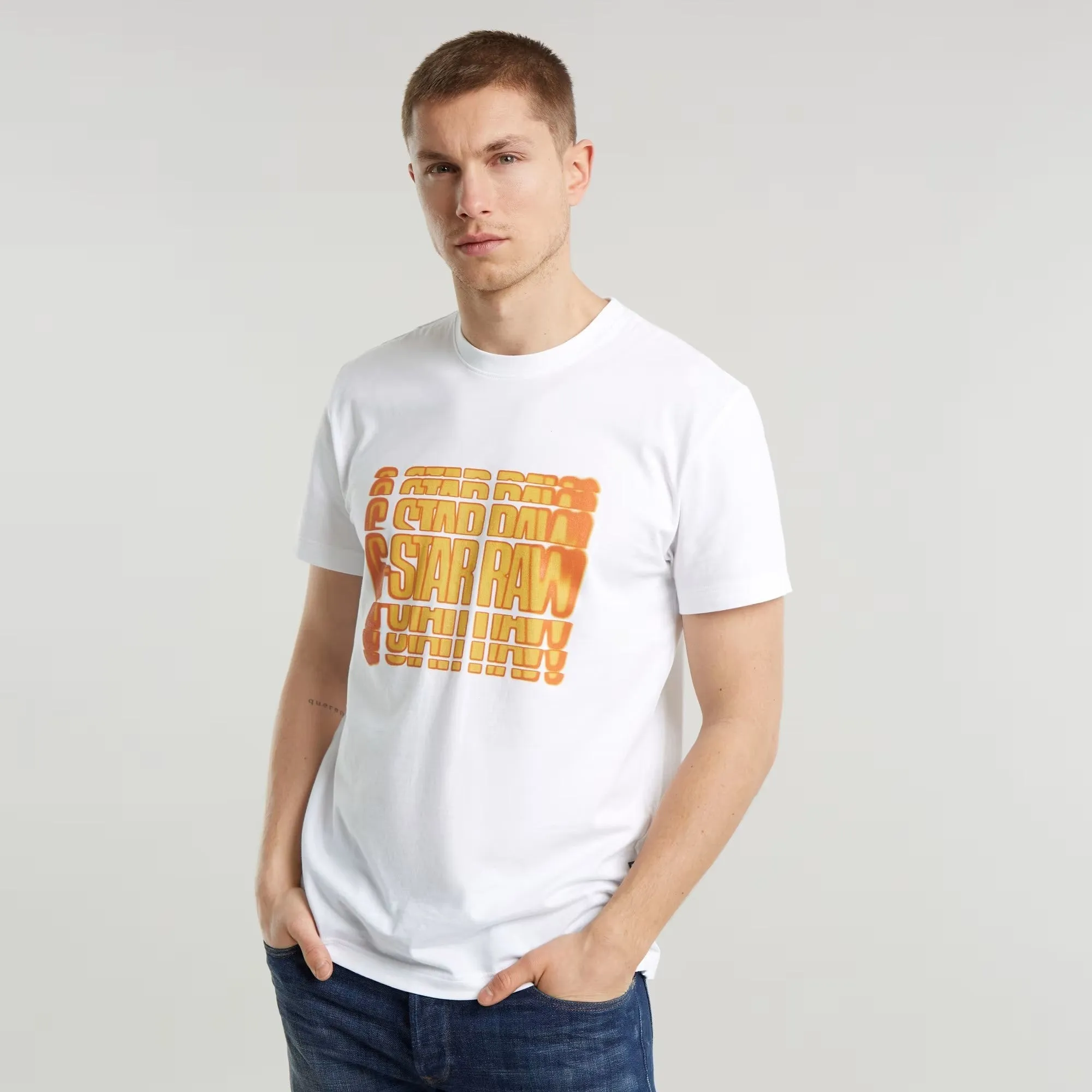Gradient GR R Tee (White) - D25084-336-110